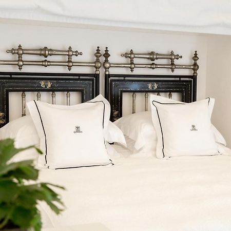 Dimora Graziana 1909 Bed & Breakfast Locorotondo Exterior foto